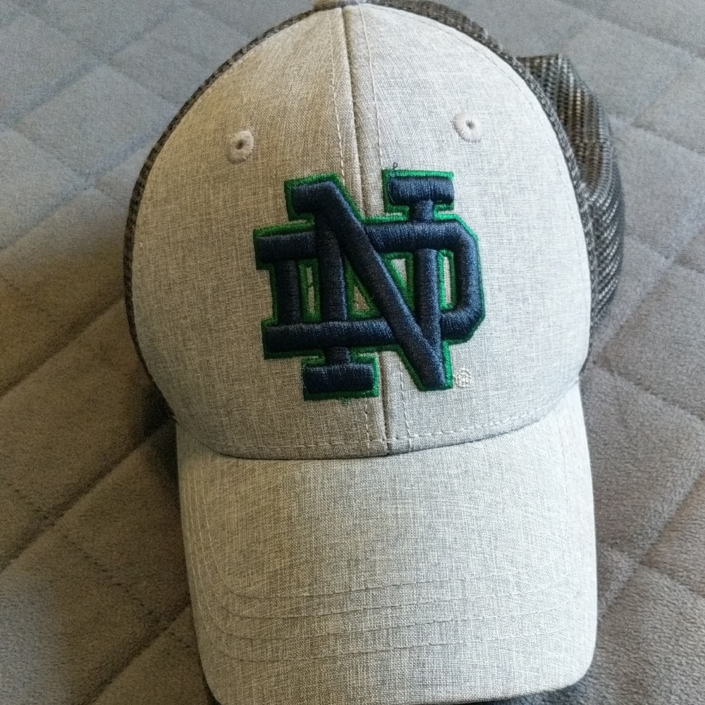 Top Of The World Norte Dame Mesh Baseball Cap with Navy & Green Embroidered